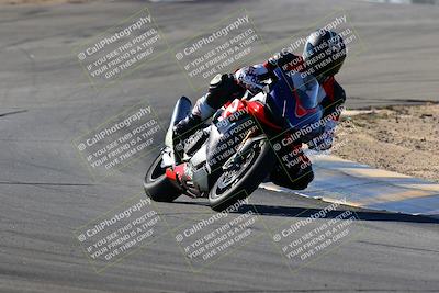 media/Jan-09-2022-SoCal Trackdays (Sun) [[2b1fec8404]]/Turns 9 and 8 (920am)/